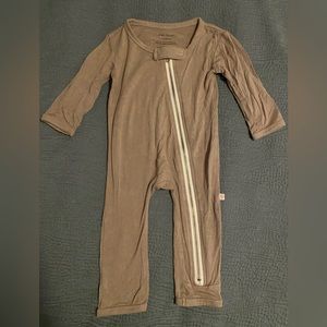Posh peanut zippered romper size 3-6 months